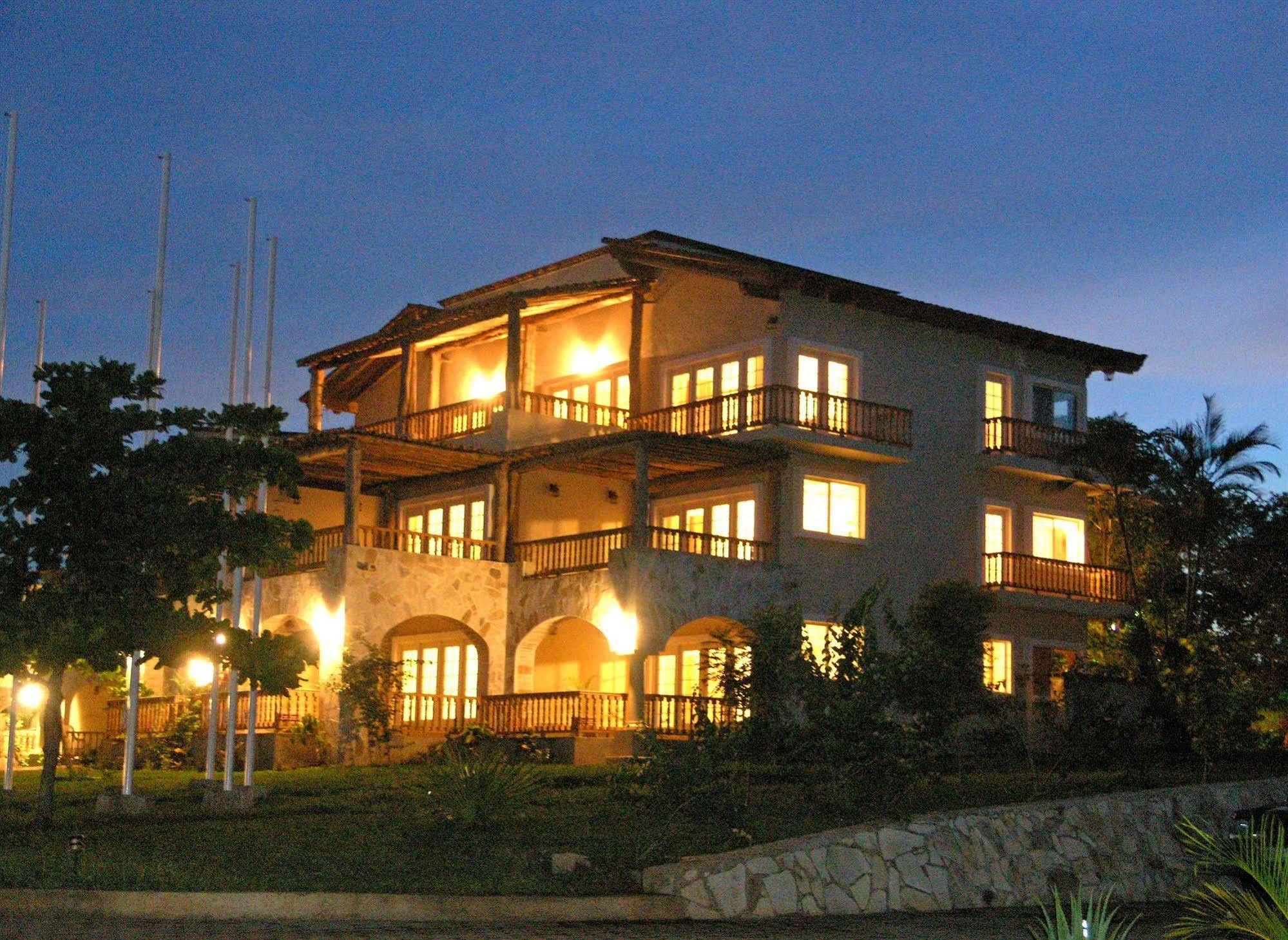 Hotel Marina Puesta Del Sol Aposentillo Exteriér fotografie